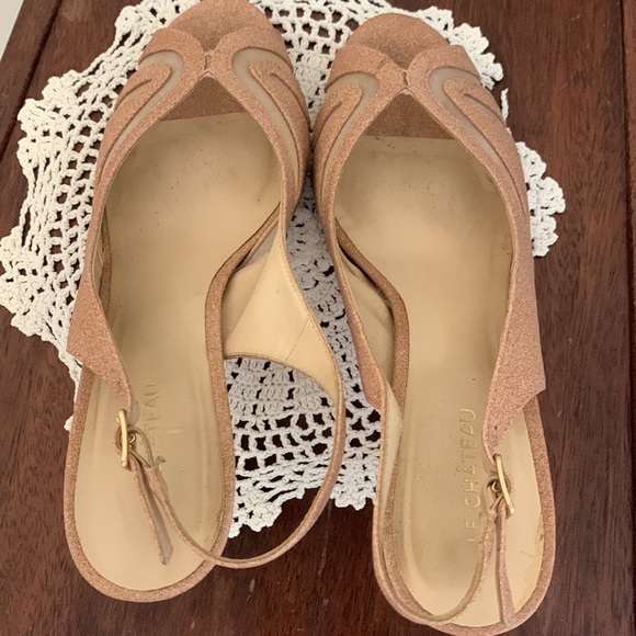 Le Chateau Shoes - Picture 4 of 4